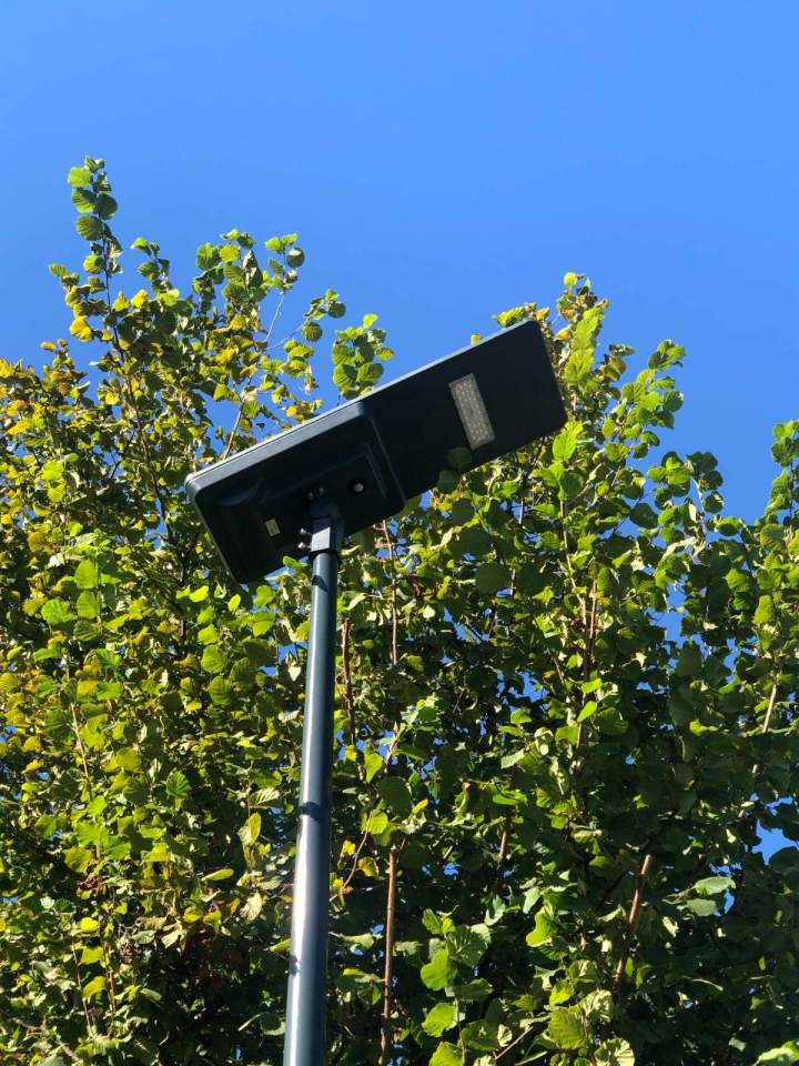 Luminaire solaire Gironde